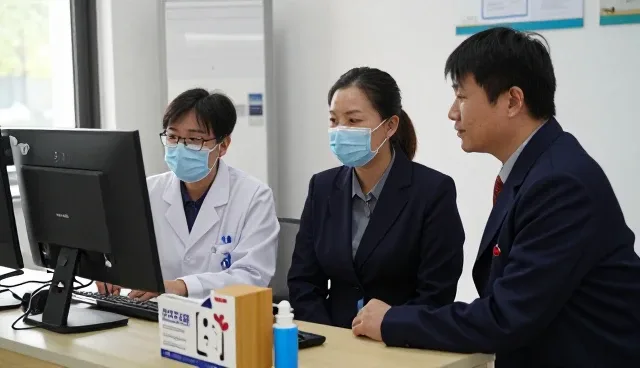 门诊服务支持系统在临床诊疗中的优化路径